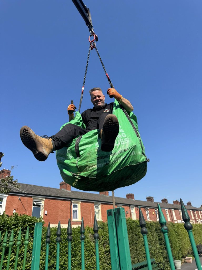 Skip Bag Blackburn